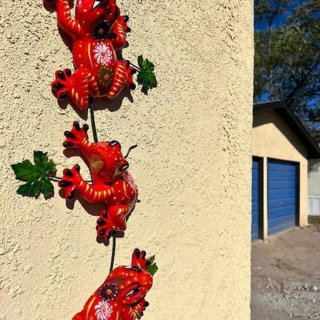 Вилла Los Casita Azul- Cozy Blue House Los Lunas Экстерьер фото