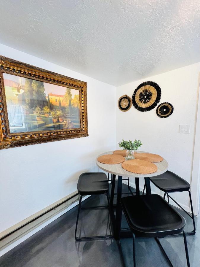 Вилла Los Casita Azul- Cozy Blue House Los Lunas Экстерьер фото