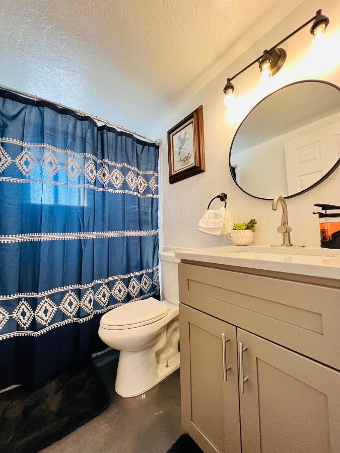 Вилла Los Casita Azul- Cozy Blue House Los Lunas Экстерьер фото